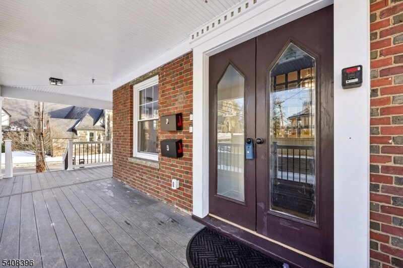 30 Woodland Ave in Summit, NJ - Building Photo