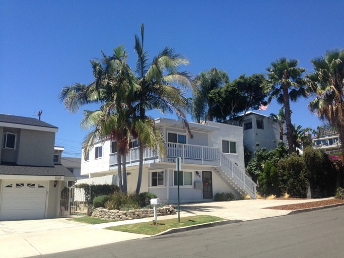 33751 Silver Lantern St in Dana Point, CA - Foto de edificio