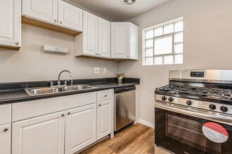 300 Sherman Ave in Evanston, IL - Building Photo - Building Photo