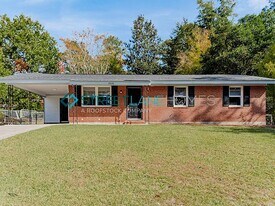 2428 Amsterdam Dr in Augusta, GA - Building Photo