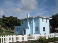 1217 Madeira Ct in West Palm Beach, FL - Foto de edificio - Building Photo