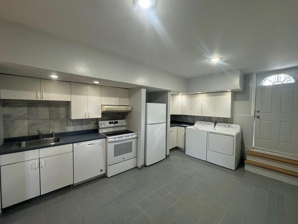 88 Albion St, Unit 4 in Somerville, MA - Foto de edificio