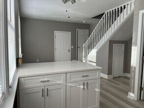 238 Appleton St in Lowell, MA - Building Photo - Building Photo