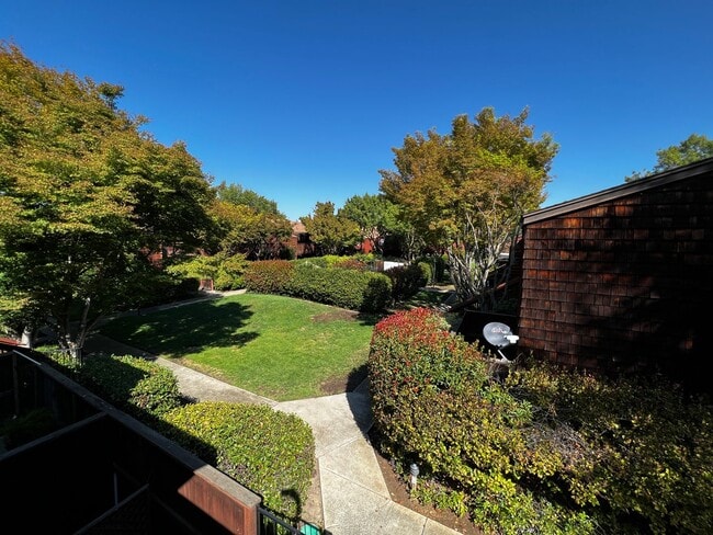 property at 1455 Latour Ln