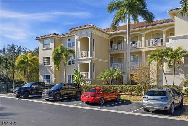 14961 Reflection Key Cir in Ft. Myers, FL - Building Photo - Building Photo