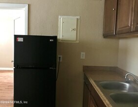 2153 Post St-Unit -3 in Jacksonville, FL - Building Photo - Building Photo