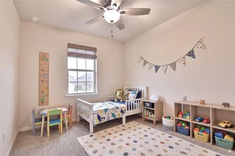 110 Mooncoin Dr in Georgetown, TX - Building Photo - Building Photo