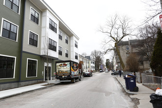 65 Green St in Jamaica Plain, MA - Building Photo - Building Photo