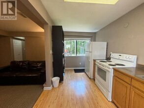 12301 209 St in Maple Ridge, BC - Building Photo - Building Photo