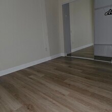 1610 Presidential Way, Unit 105 in West Palm Beach, FL - Building Photo - Building Photo