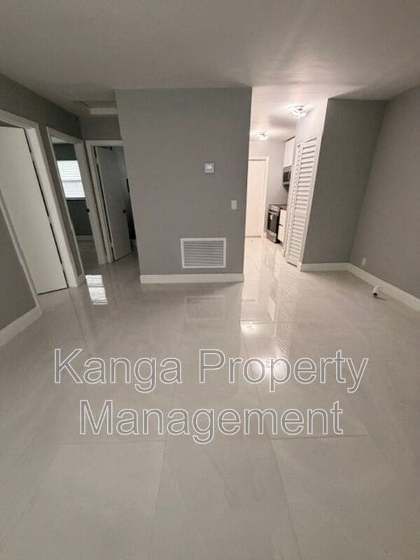 property at 968 W 9th St