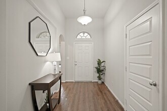 310 Polar Bear Trl in Crosby, TX - Building Photo - Building Photo