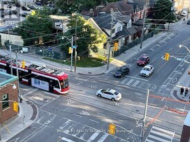 130 River St in Toronto, ON - Building Photo