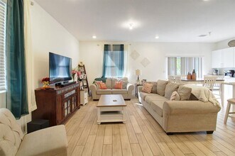 826 SE 17th St in Homestead, FL - Building Photo - Building Photo