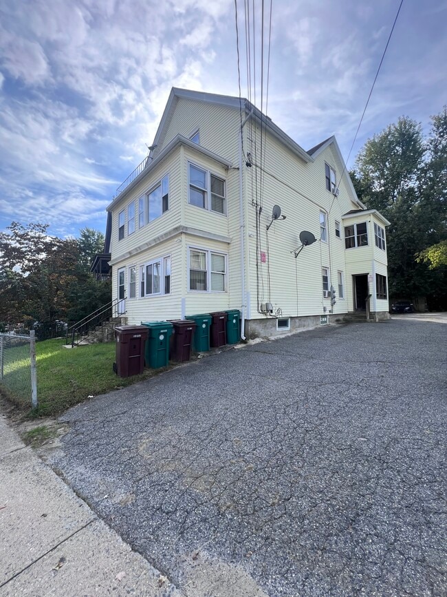 236 Mason St, Unit Third floor