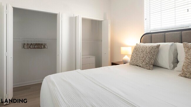 1030 Browning Rd in Lakeland, FL - Foto de edificio - Building Photo