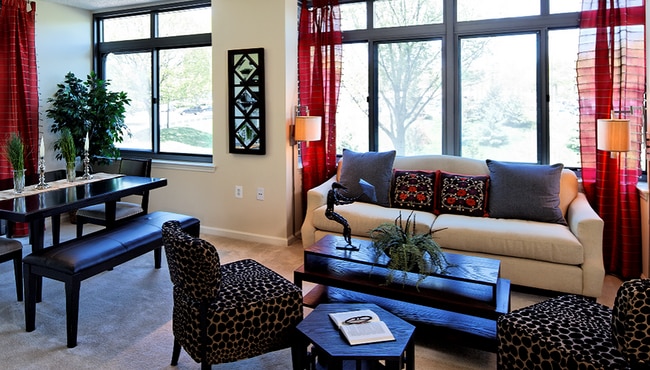 Meridian at Grosvenor Station in North Bethesda, MD - Foto de edificio - Interior Photo