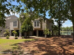 7162 Windward Dr in New Bern, NC - Building Photo - Building Photo