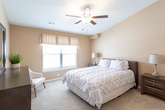 Woodside Villas in Depew, NY - Foto de edificio - Interior Photo