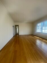 7920 Norton Ave, Unit Norton #5 in West Hollywood, CA - Foto de edificio - Building Photo