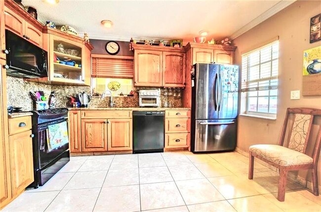 property at 1455 N 12th Ct
