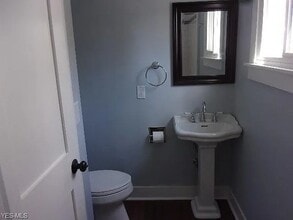 353 N Chestnut St in Ravenna, OH - Building Photo - Building Photo