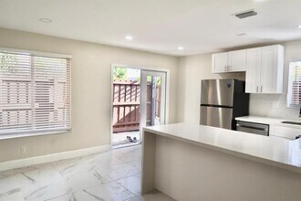 110 SW 20th Ave in Fort Lauderdale, FL - Building Photo - Building Photo