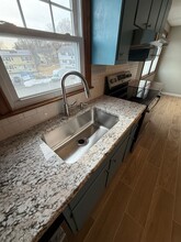 23 Randolph Ct in New Britain, CT - Foto de edificio - Building Photo