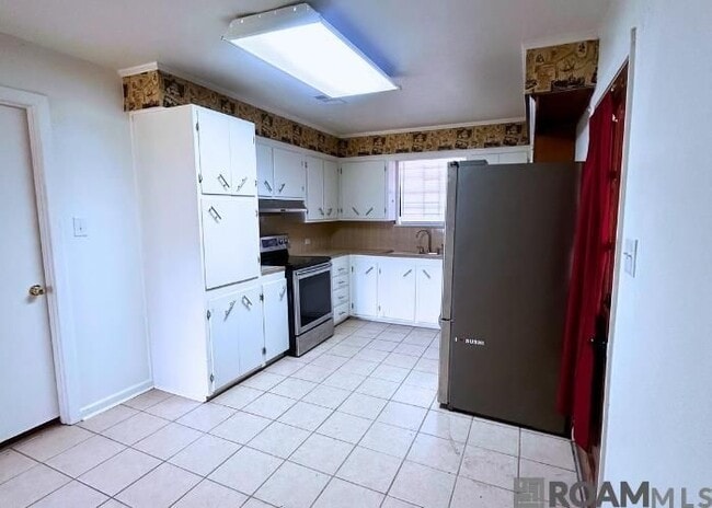 1310 Aster St in Baton Rouge, LA - Building Photo - Building Photo