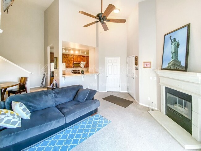 9481 Mansfield Ave in Aurora, CO - Building Photo - Building Photo