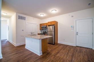 411 N 34th St in Philadelphia, PA - Building Photo - Building Photo