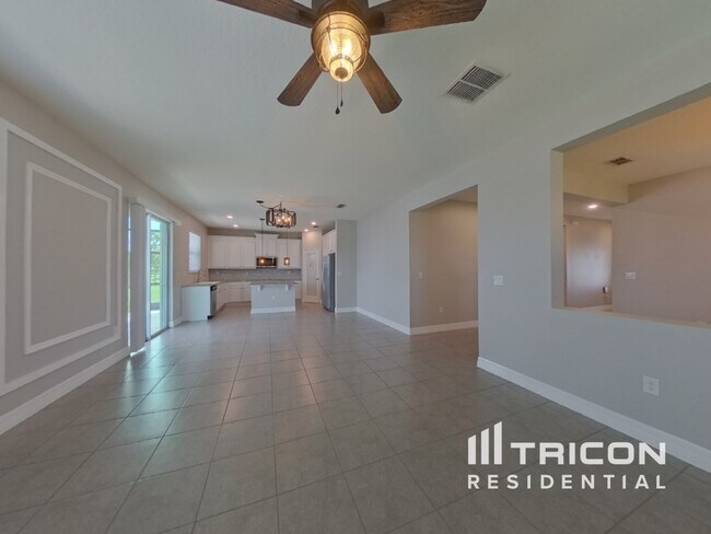 2803 Wagon Wheel Trl in St. Cloud, FL - Foto de edificio - Building Photo