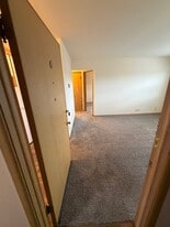 4925 W Oklahoma Ave, Unit 6 in Milwaukee, WI - Building Photo