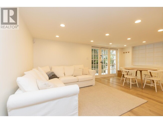 property at 2xxx W 14th Ave