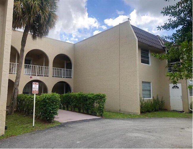 property at 2710 Riverside Dr