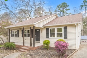 731 Firecrest St SE in Concord, NC - Foto de edificio - Building Photo