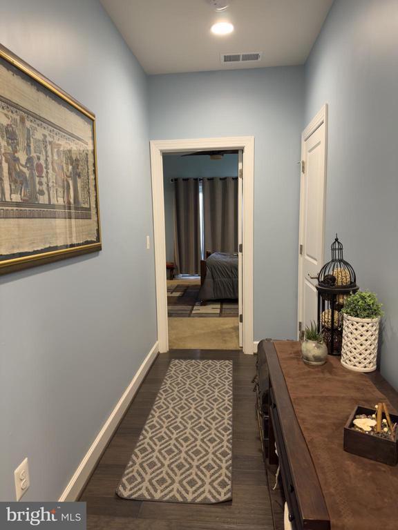 3697 Ambrose Hills Rd in Falls Church, VA - Building Photo - Building Photo