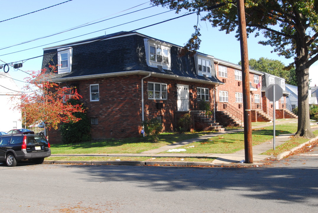 26 Foster Street in Clifton, NJ - Building Photo