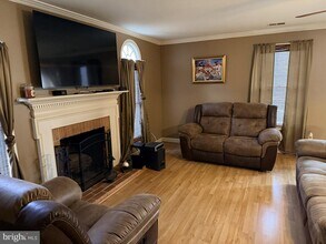 105 Huckleberry Dr in La Plata, MD - Building Photo - Building Photo