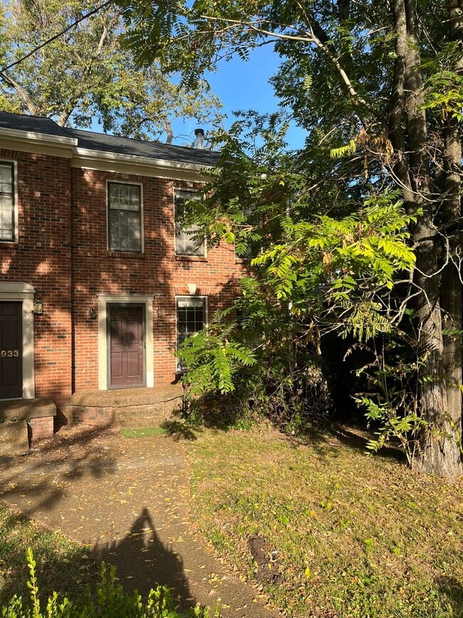 property at 1931 18th Ave S