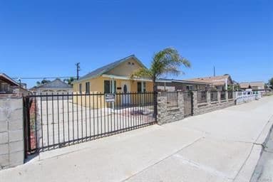 property at 10571 Sycamore Ave
