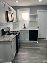 510 McClellan St in Philadelphia, PA - Building Photo - Building Photo