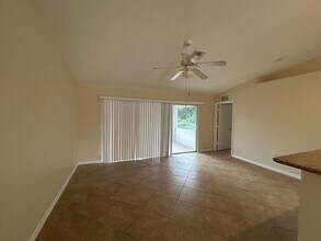 6012 Thrush Ave in Ft. Myers, FL - Building Photo - Building Photo