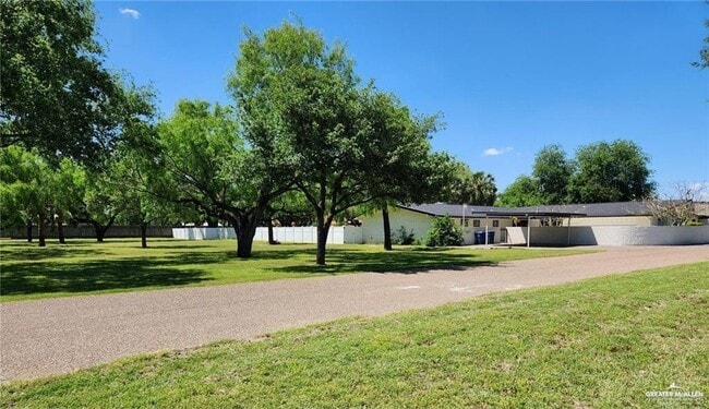 property at 10701 N Ware Rd