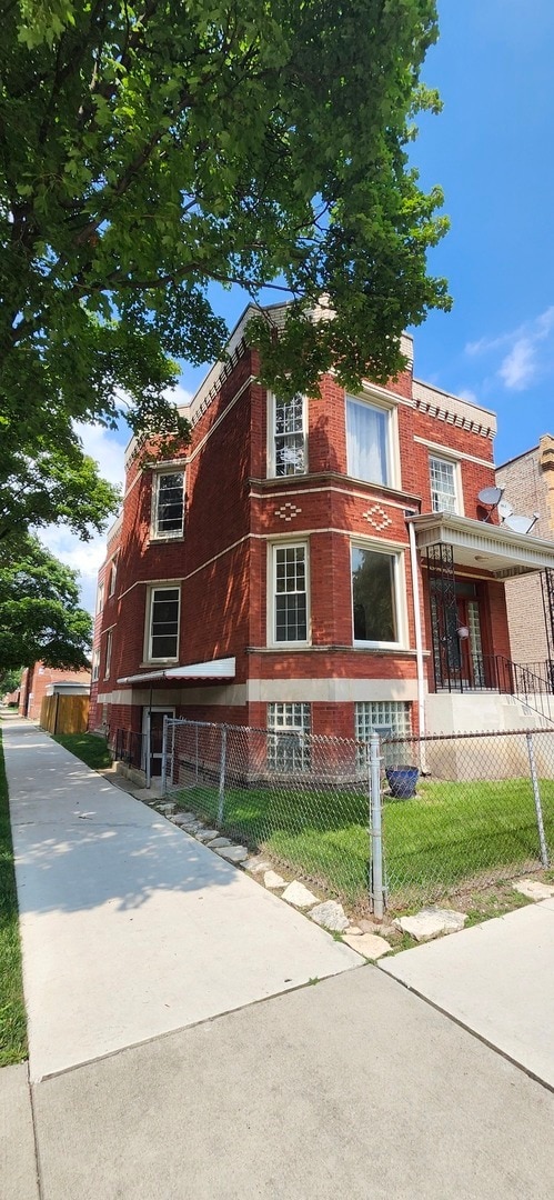 4256 W Wrightwood Ave in Chicago, IL - Building Photo - Building Photo