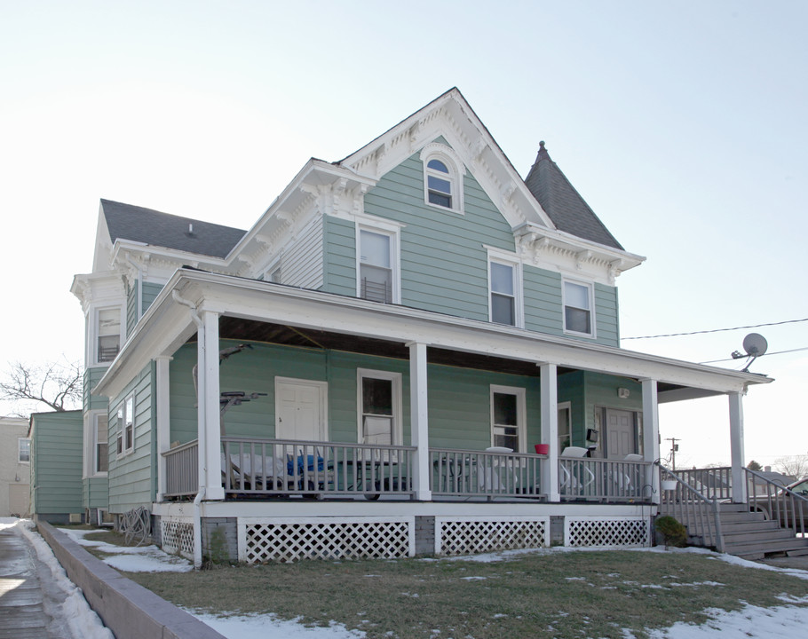 302 3rd Ave in Asbury Park, NJ - Building Photo