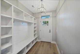 2085 Oakwood Ave in Nashville, TN - Building Photo - Building Photo