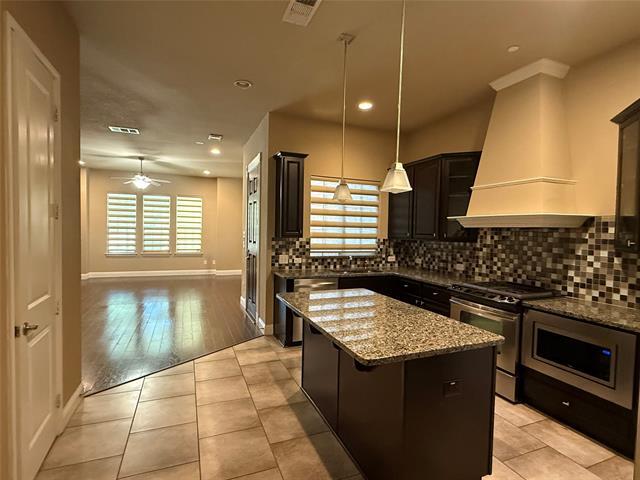 8608 Knox St in Irving, TX - Building Photo - Building Photo