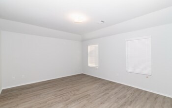 8601 Wilkins Oaks Dr in Houston, TX - Building Photo - Building Photo