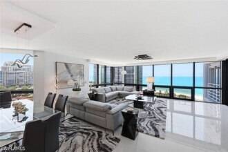 4751 Gulf Shore Blvd N in Naples, FL - Building Photo - Building Photo